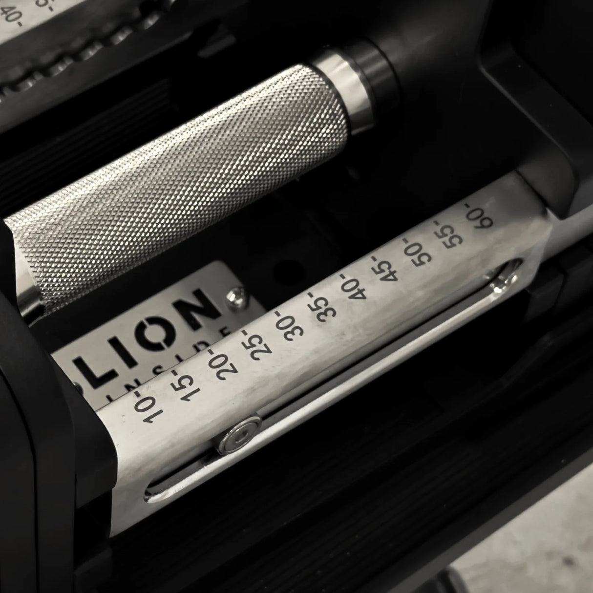 LION® VICTOR™ 60 KG Adjustable Dumbbells