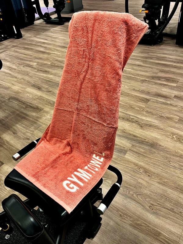 Gym Towel - Fitness sports towel with zipper/storage pocket